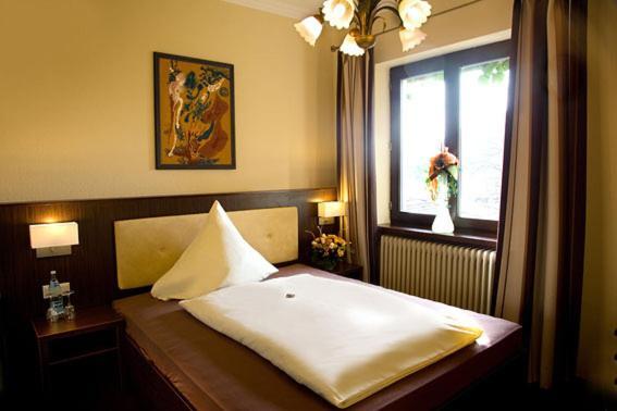 Hotel Haus Krone Bexbach Chambre photo